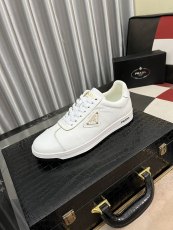 プラダ靴 PRADA 2024新作 スポーツシューズとカジュアルシューズ
