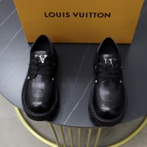 ルイヴィトン靴 LOUIS VUITTON 2024新作 ロートップスニーカー