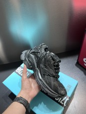 バレンシアガ靴 BALENCIAGA 2024新作 スニーカー