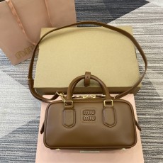 ミュウミュウバッグ Miu Miu 2024新作 高品質 ボウリングバッグ