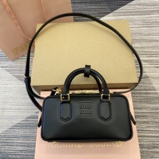 ミュウミュウバッグ Miu Miu 2024新作 高品質 ボウリングバッグ
