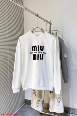 ミュウミュウ服 Miu Miu 2024新作 クルーネックスウェットシャツ