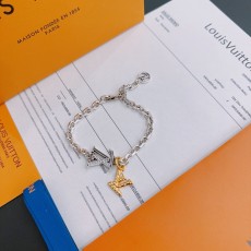 ルイヴィトンブレスレット LOUIS VUITTON 2024新作 ブレスレット