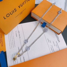 ルイヴィトンネックレス LOUIS VUITTON 2024新作 ネックレス