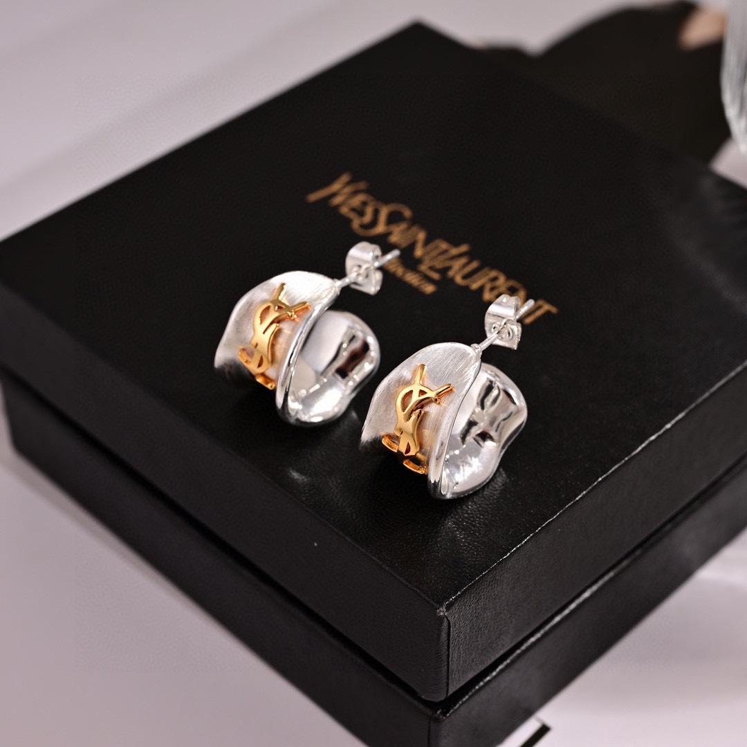 サンローランピアス Yves Saint Laurent 2024新作 イヤリング