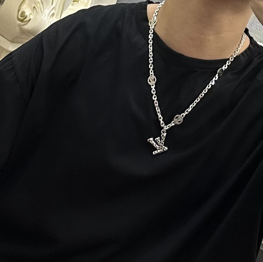 ルイヴィトンネックレス LOUIS VUITTON 2024新作 ネックレス