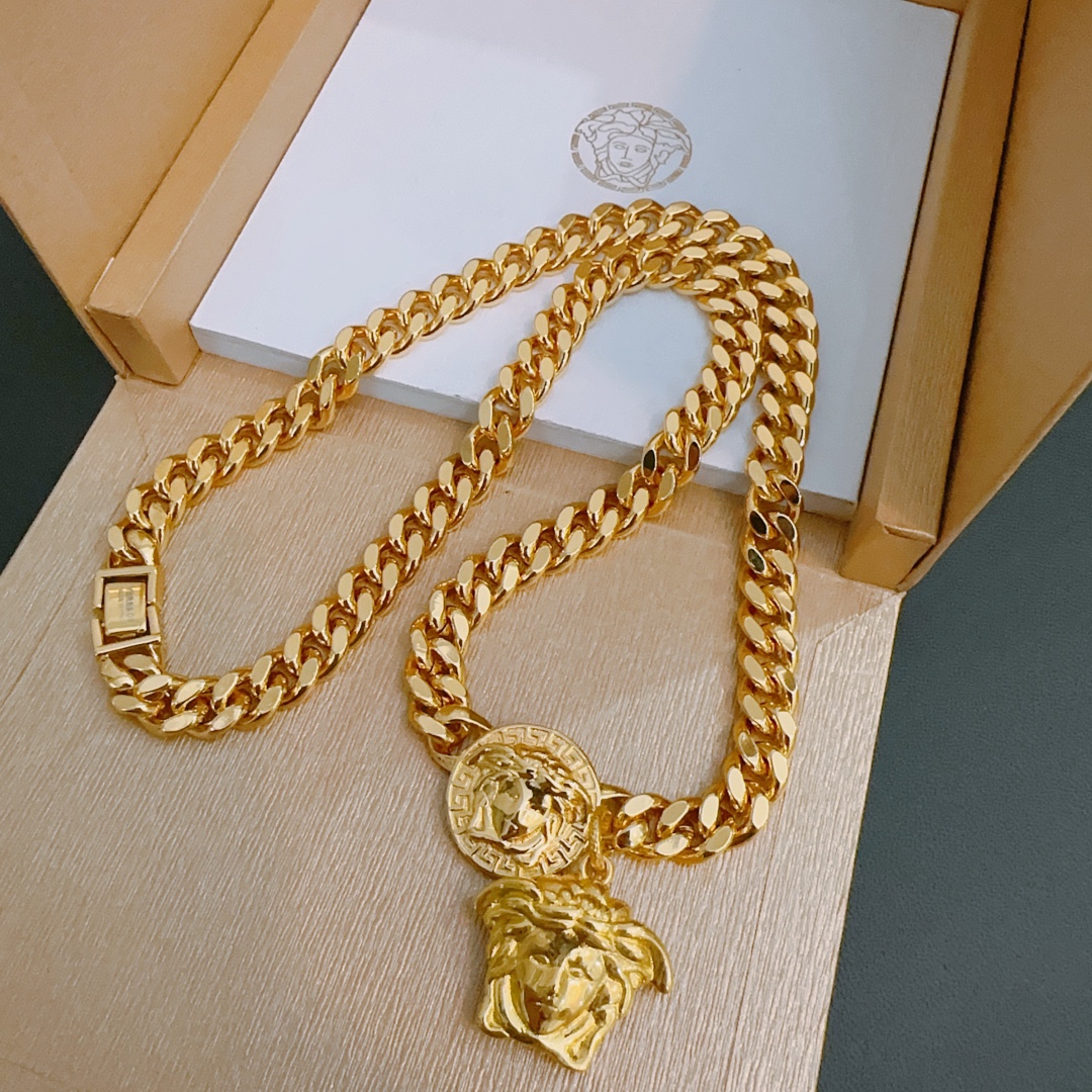 ヴェルサーチネックレス Versace 2024新作 ネックレス