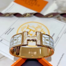 エルメスブレスレット HERMES 2024新作 ブレスレット