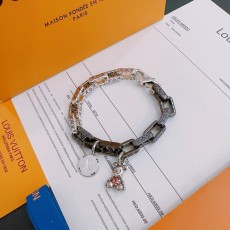 ルイヴィトンブレスレット LOUIS VUITTON 2024新作 ブレスレット