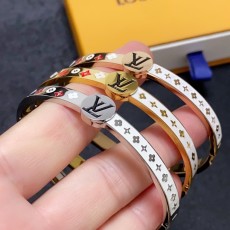 ルイヴィトンブレスレット LOUIS VUITTON 2024新作 ブレスレット
