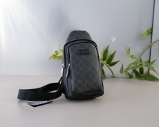 グッチバッグ GUCCI 2024新作 チェストパック