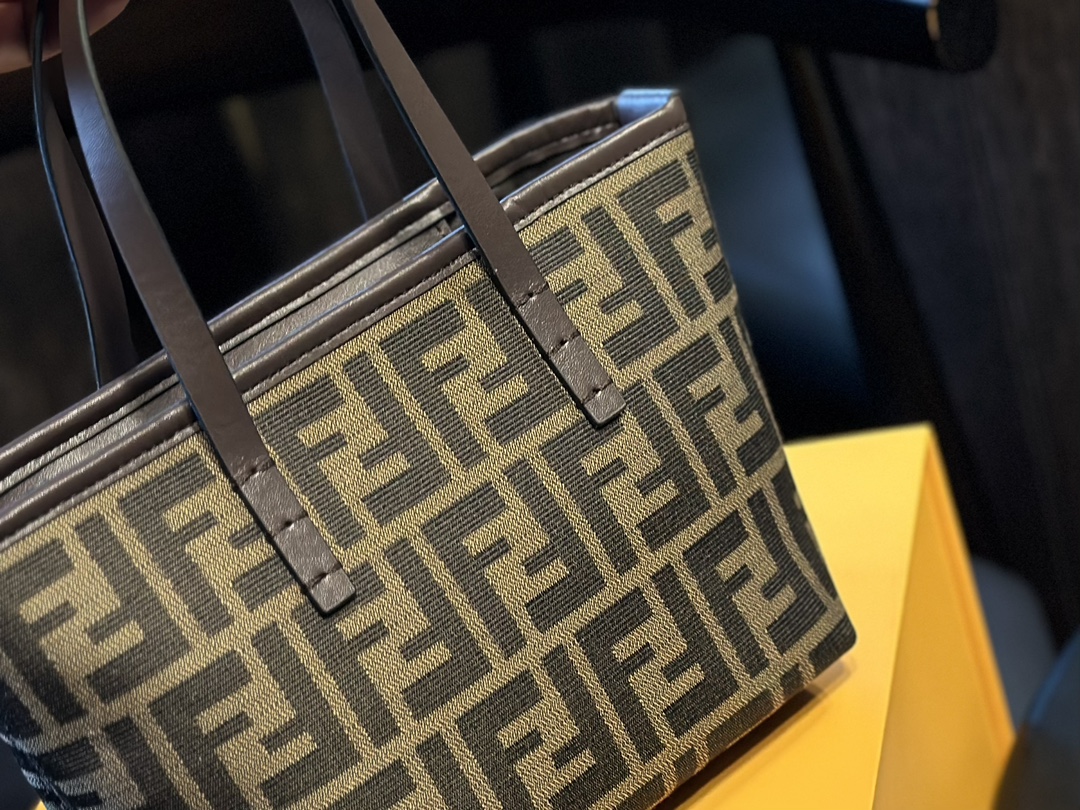 フェンディバッグ FENDI 2024新作 野菜かごバッグ