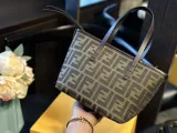フェンディバッグ FENDI 2024新作 野菜かごバッグ