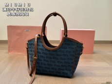 ミュウミュウバッグ Miu Miu 2024新作 トートバッグ