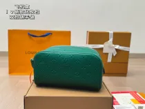 ルイヴィトンバッグ LOUIS VUITTON 2024新作 化粧ポーチ
