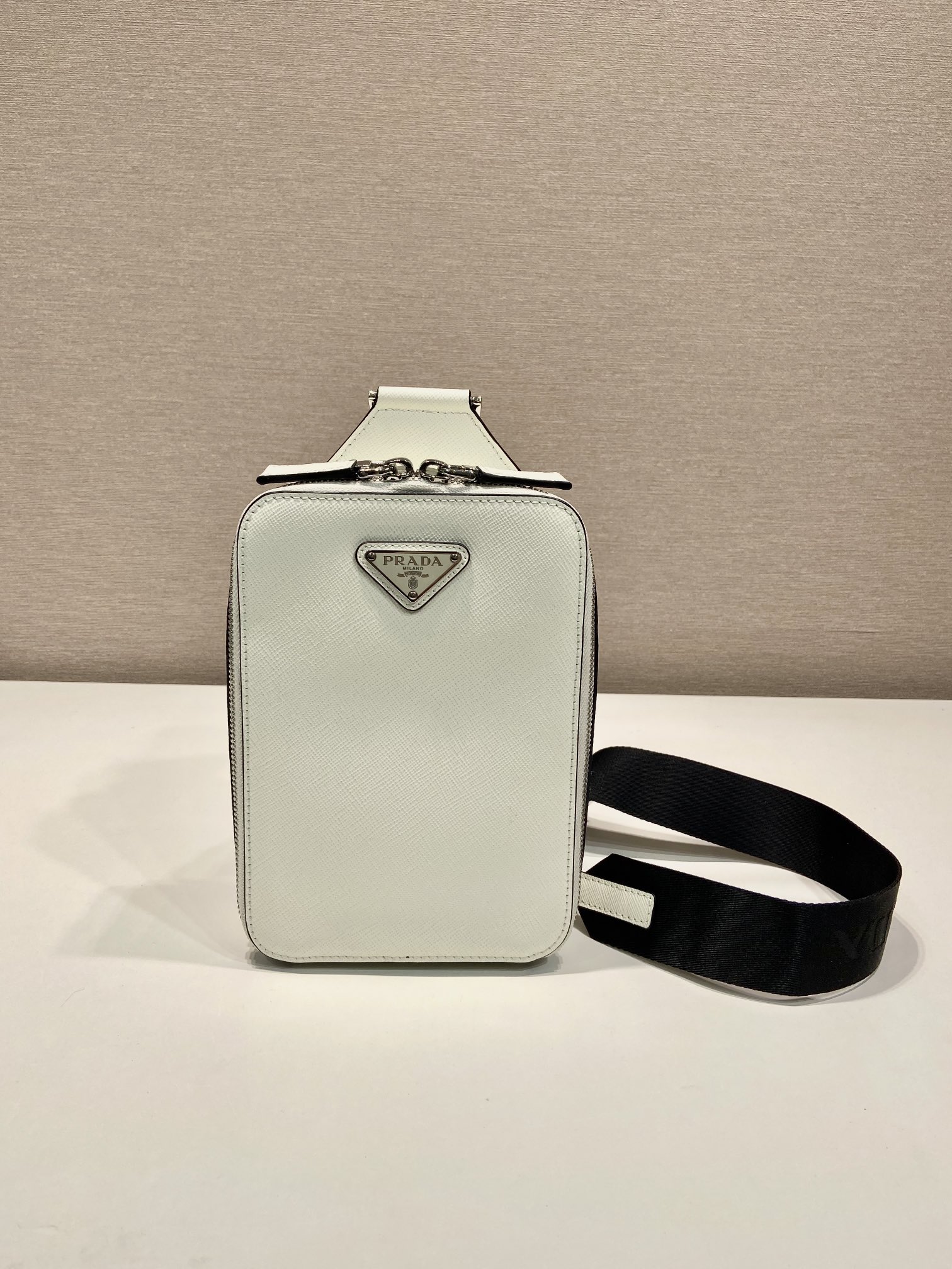 プラダバッグ PRADA 2024新作 高品質 チェストパック 2VZ106
