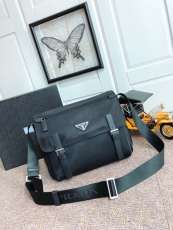 プラダバッグ PRADA 2024新作 高品質 クロスボディバッグ 1BD671