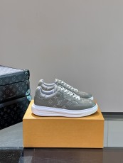 ルイヴィトン靴LOUIS VUITTON 2024新作 カジュアルスニーカー