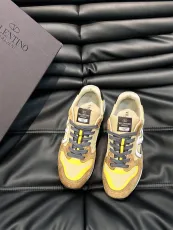 ヴァレンティノ靴VALENTINO 2024新作 エアクッションスニーカー