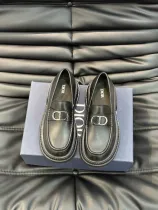 ディオール靴DIOR 2024新作 クラシックなローファー