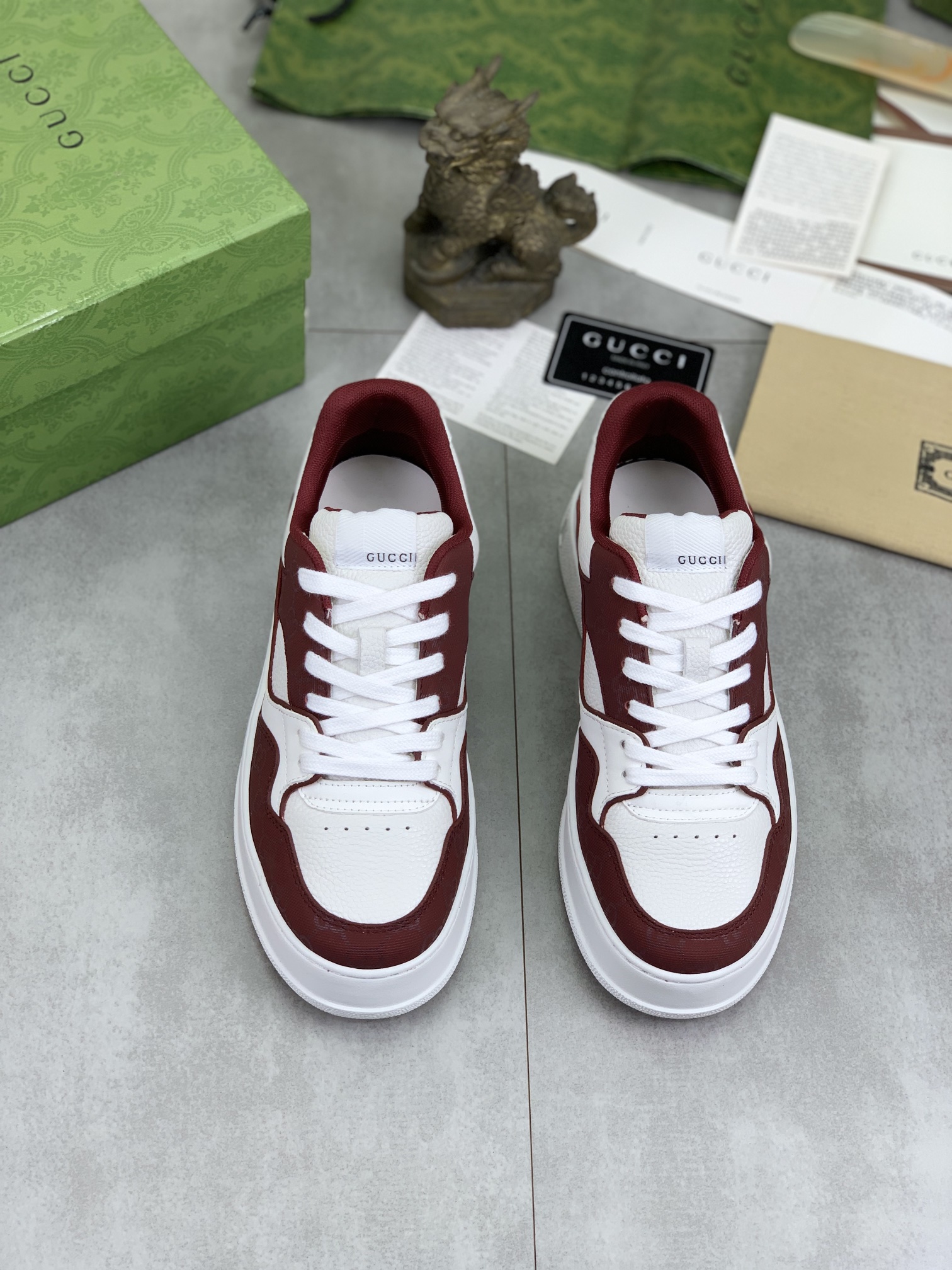 グッチ靴GUCCI 2024新作 厚底の白い靴