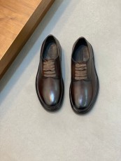 フェラガモ靴Ferragamo 2024新作 高めのソールの革靴