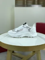 ヴァレンティノ靴VALENTINO 2024新作 スニーカー