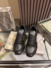 ヴァレンティノ靴VALENTINO 2024新作 スニーカー