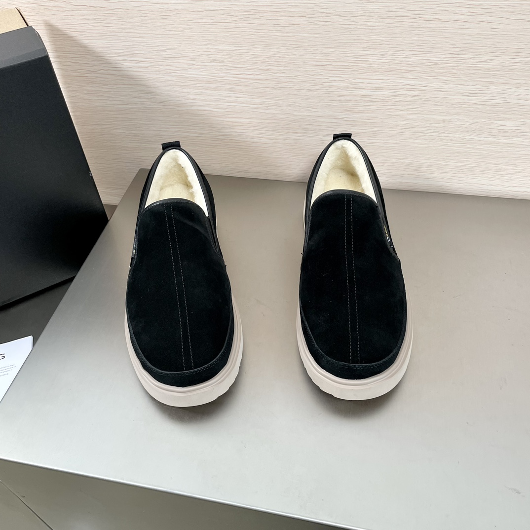 UGG靴UGG 2024新作 スリッポンウールシューズ