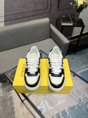 フェンディ靴FENDI 2024新作 カジュアルシューズ