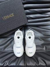 ヴェルサーチ靴Versace 2024新作 ロートップスニーカー