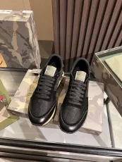 ヴァレンティノ靴VALENTINO 2024新作 スニーカー