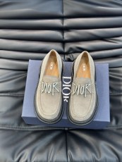 ディオール靴DIOR 2024新作 クラシックなローファー