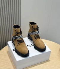 ジバンシィ靴GIVENCHY 2024新作 マーティンブーツ