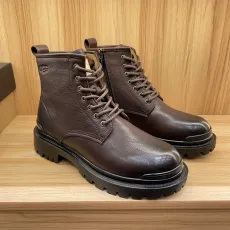 UGG靴UGG 2024新作 マーティンブーツ
