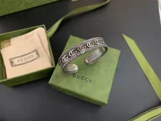 グッチブレスレット GUCCI 2024新作 ブレスレット