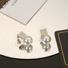 シャネルピアス CHANEL 2024新作 ピアス