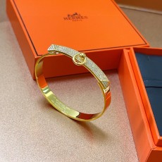 エルメスブレスレット HERMES 2024新作 ブレスレット