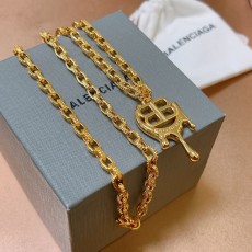 バレンシアガネックレス BALENCIAGA 2024新作 ネックレス