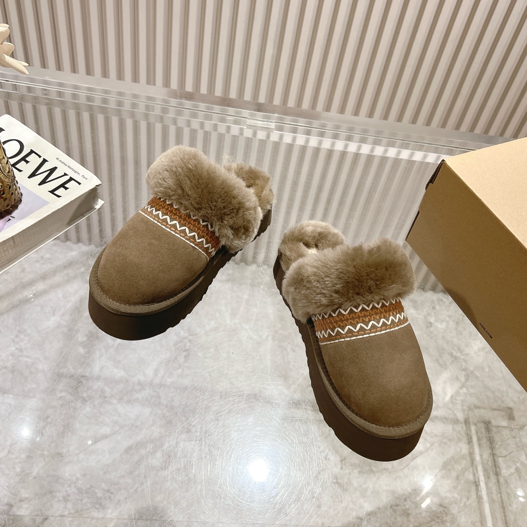 UGG靴 UGG  2024新作 スリッパ