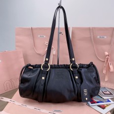 ミュウミュウバッグ Miu Miu 2024新作 高品質 餃子 5BG289