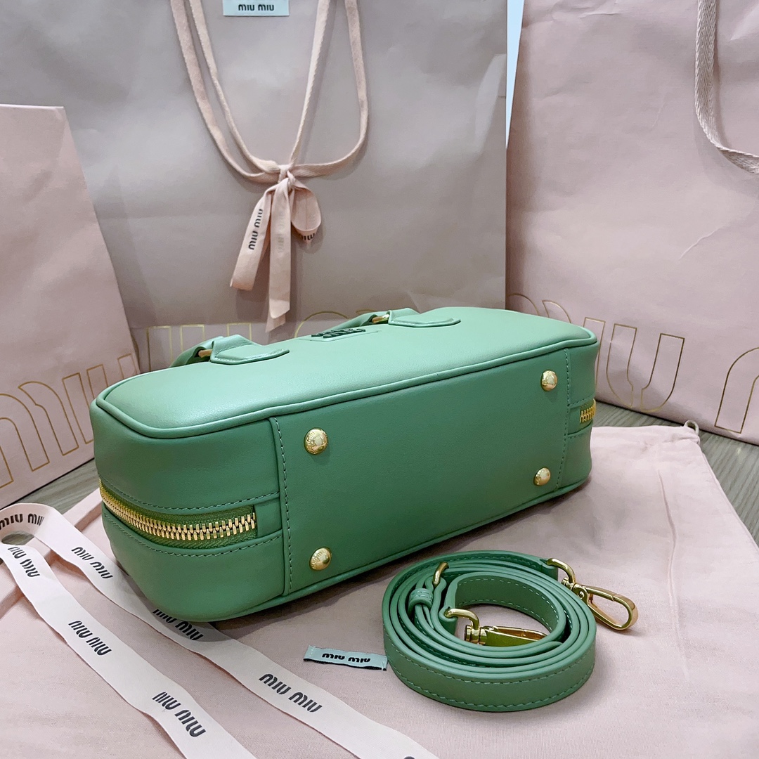 ミュウミュウバッグ Miu Miu 2024新作 高品質 ボウリングバッグ 5BB148