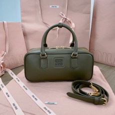 ミュウミュウバッグ Miu Miu 2024新作 高品質 ボウリングバッグ 5BB148