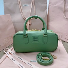 ミュウミュウバッグ Miu Miu 2024新作 高品質 ボウリングバッグ 5BB148