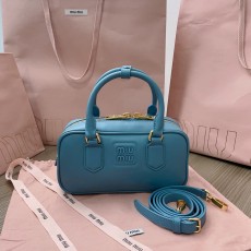 ミュウミュウバッグ Miu Miu 2024新作 高品質 ボウリングバッグ 5BB142