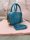 ミュウミュウバッグ Miu Miu 2024新作 高品質 ボウリングハンドバッグ 5BB123