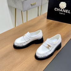 シャネル靴 CHANEL  2024新作 ローファー