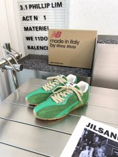 ミュウミュウ靴 Miu Miu  2024新作 デクサンのお父さんの靴