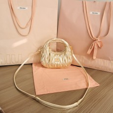 ミュウミュウバッグ Miu Miu 2024新作 高品質 ワンダーバッグ 5BP078