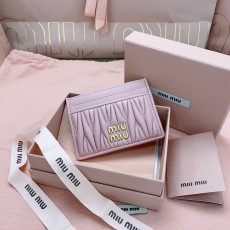 ミュウミュウバッグ Miu Miu 2024新作 高品質 カードホルダー 5MC076